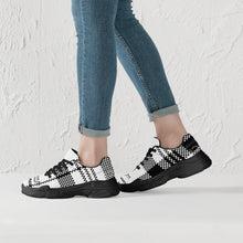 Load image into Gallery viewer, Chunky Sneakers - Black