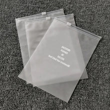 Load image into Gallery viewer, filename-1765412894-1-Wr1Hh3rjea
