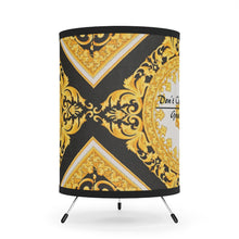 Load image into Gallery viewer, Tripod Lamp with High-Res Printed Shade, US\CA plug
