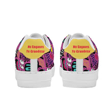 Load image into Gallery viewer, Espanol Low Top Unisex Sneaker
