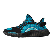 Load image into Gallery viewer, Hindi Breathable Mesh Knit Sneaker - Black
