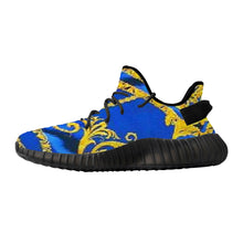 Load image into Gallery viewer, Japanese Breathable Mesh Knit Sneaker - Black
