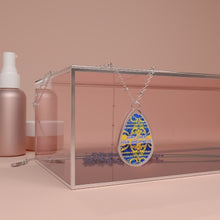 Load image into Gallery viewer, Oval Necklace
