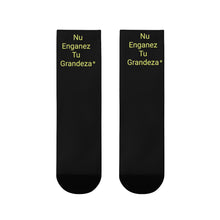 Load image into Gallery viewer, Espanol Crew Socks (EU)
