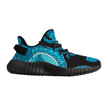 Load image into Gallery viewer, Hindi Breathable Mesh Knit Sneaker - Black
