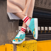 Load image into Gallery viewer, Espanol Low Top Unisex Sneaker

