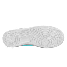 Load image into Gallery viewer, Japanese Low Top Unisex Sneaker
