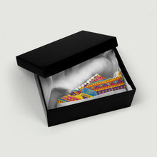 Load image into Gallery viewer, Low Top Unisex Sneaker
