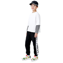 Load image into Gallery viewer, Kids Sneakers
